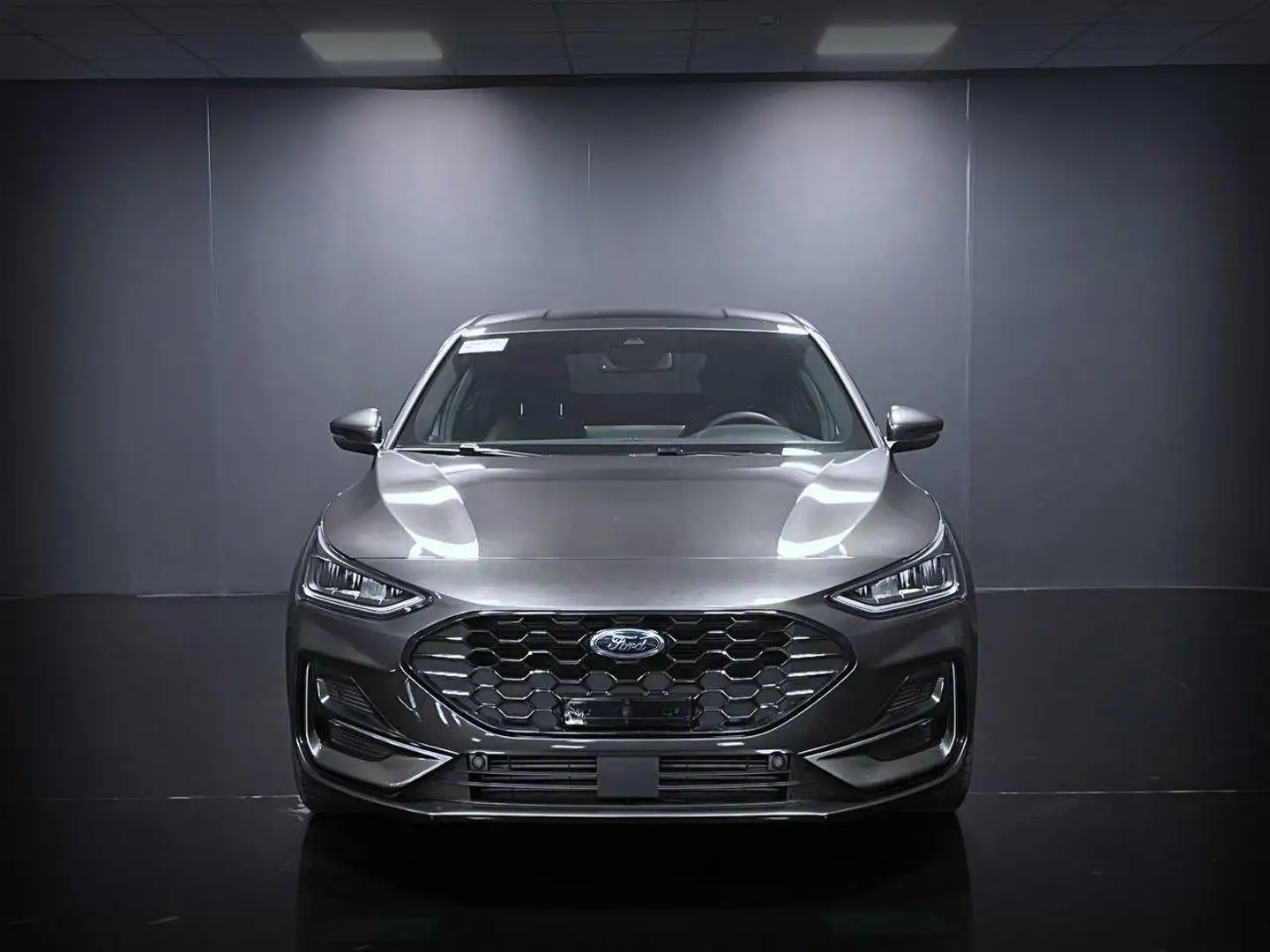 Ford Focus 1.0 EcoBoost Hybrid 125 CV 5p. ST-Line Grigio - 2