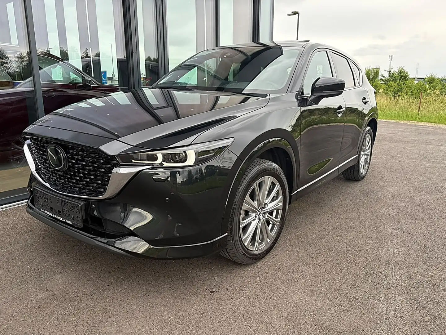 Mazda CX-5 G194 e-Skyactiv MHEV AWD Takumi Sunr Aut. / NAV... Schwarz - 1