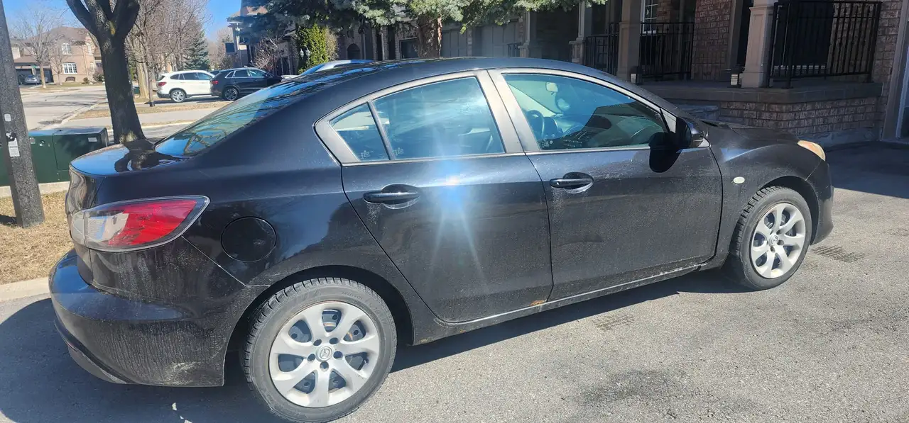 Mazda 3 снимка Mazda 3