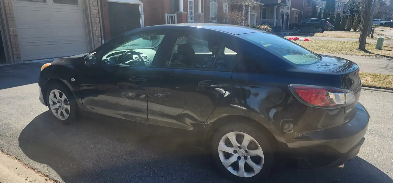 Mazda 3 снимка Mazda 3