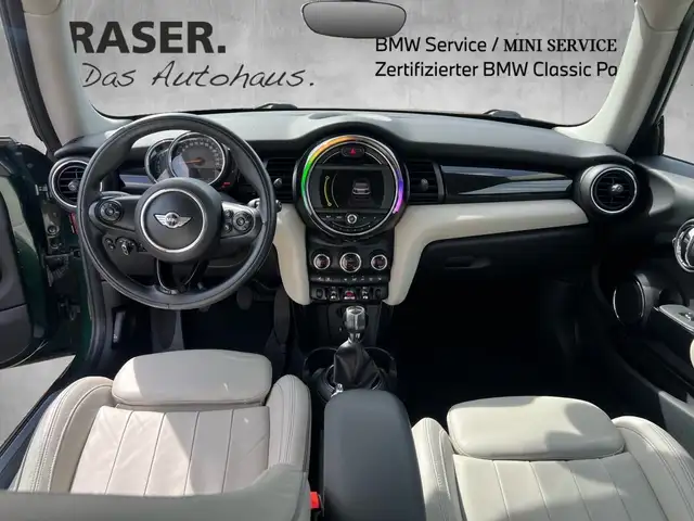 Mini Hatch view 4