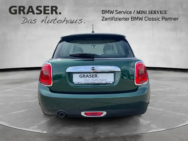 Mini Hatch view 5
