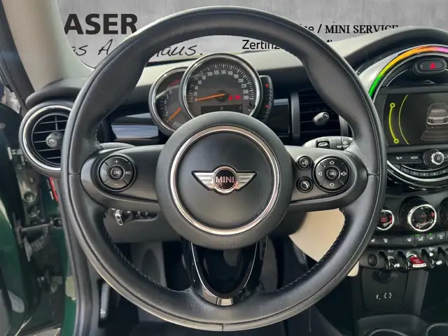 Mini Hatch view 10