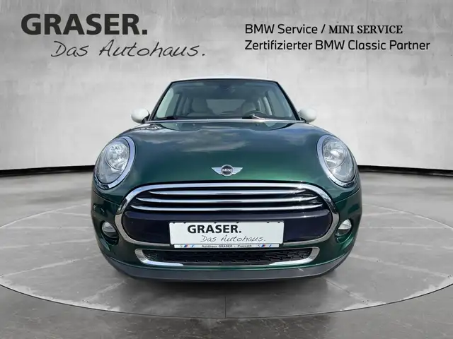 Mini Hatch view 9