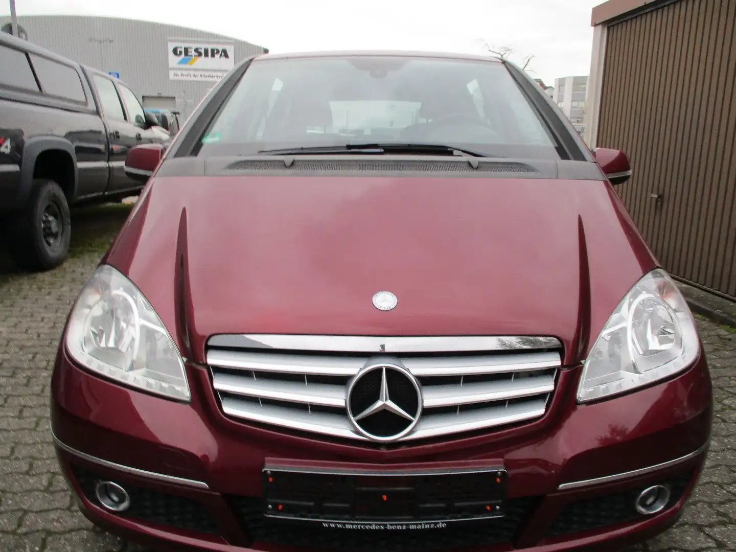 Mercedes-Benz A 200 *Avantgarde*Teilleder*AHK* Rouge - 1