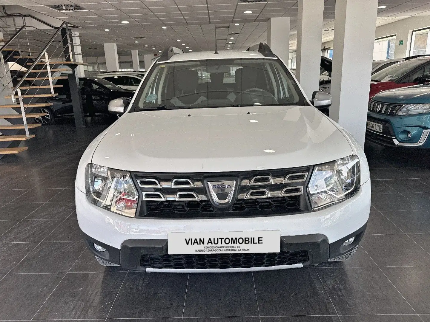 Dacia Duster 1.2 TCE Laureate 4x2 125 Wit - 2