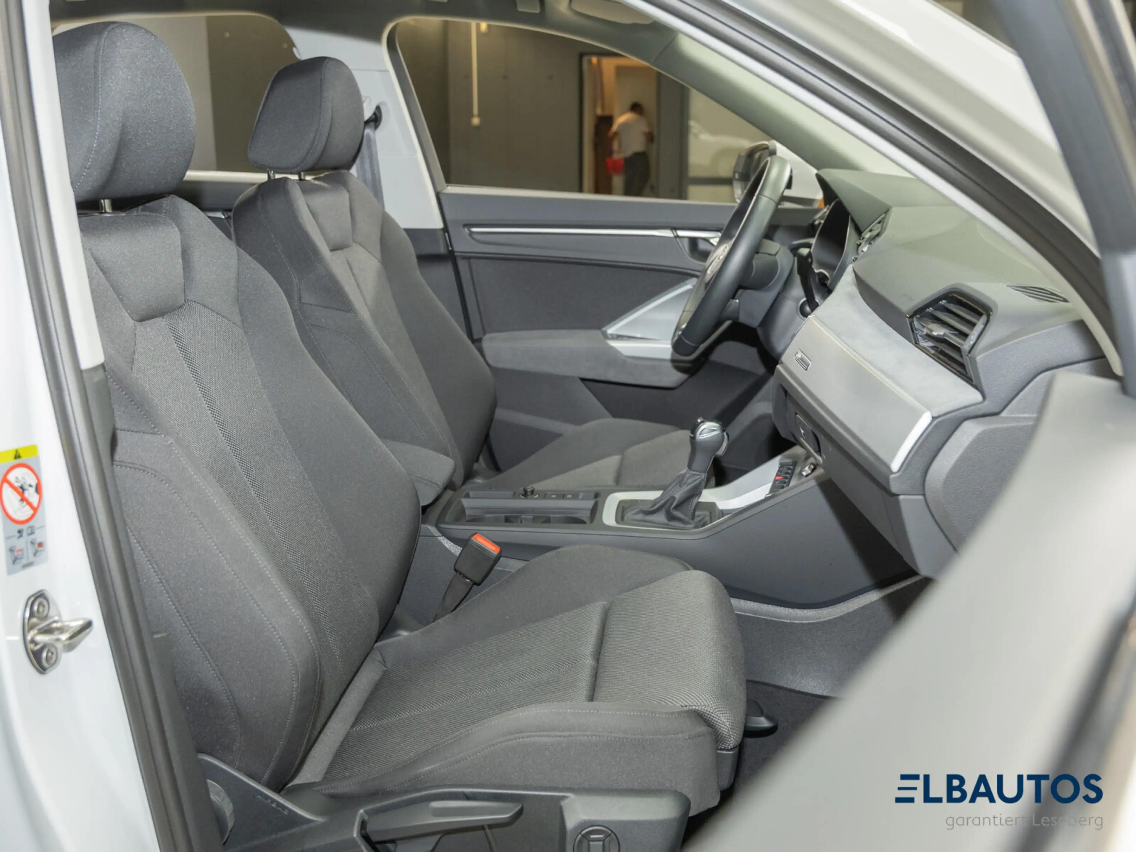 Audi Q3 Q3 35 1.5 TFSI advanced LED/MMI/Virtual/CarPlay/ — photo 15