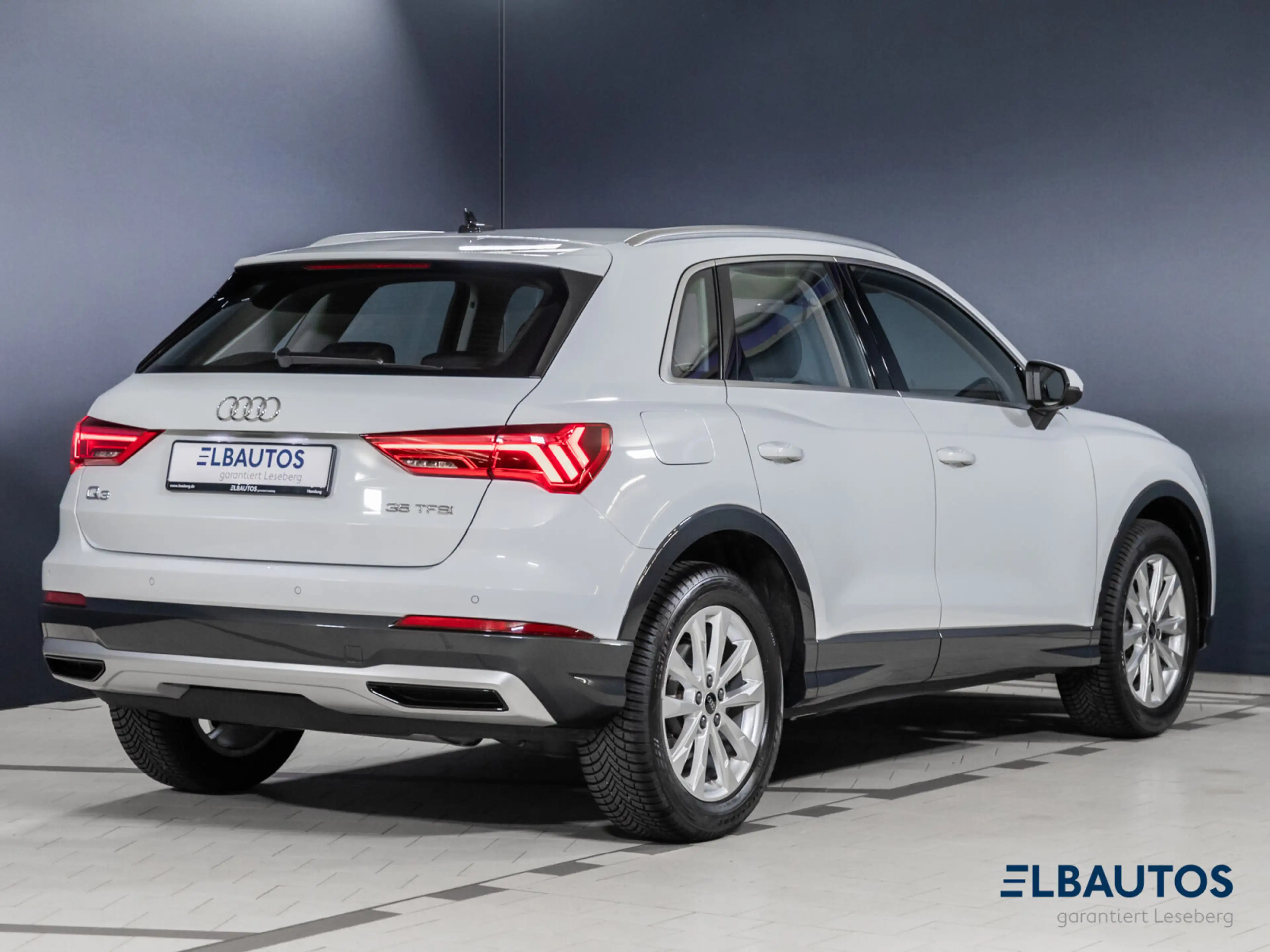 Audi Q3 Q3 35 1.5 TFSI advanced LED/MMI/Virtual/CarPlay/ — photo 2