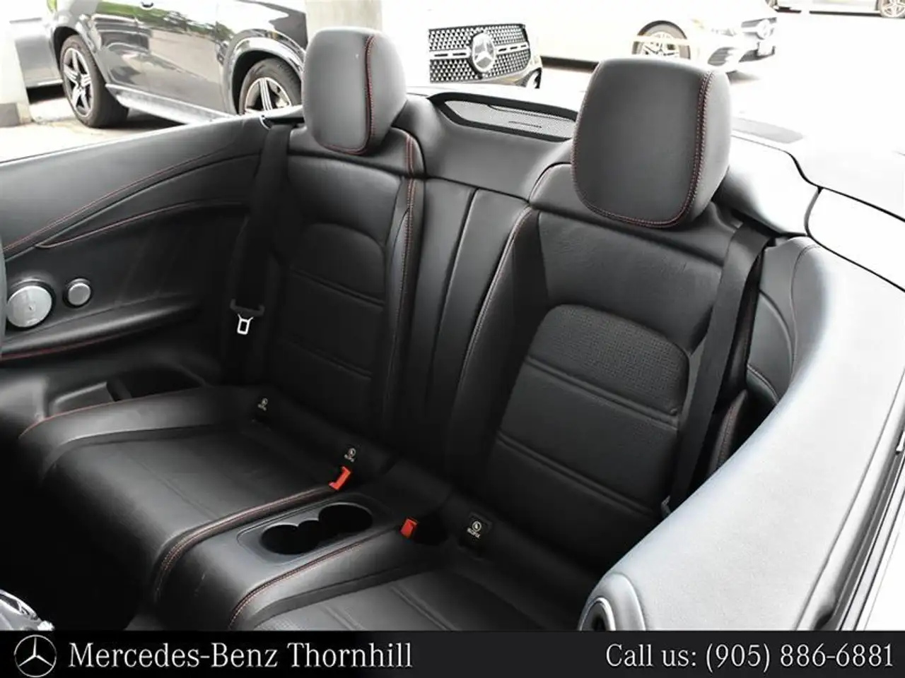 Mercedes-Benz C-Class снимка Mercedes-Benz C-Class