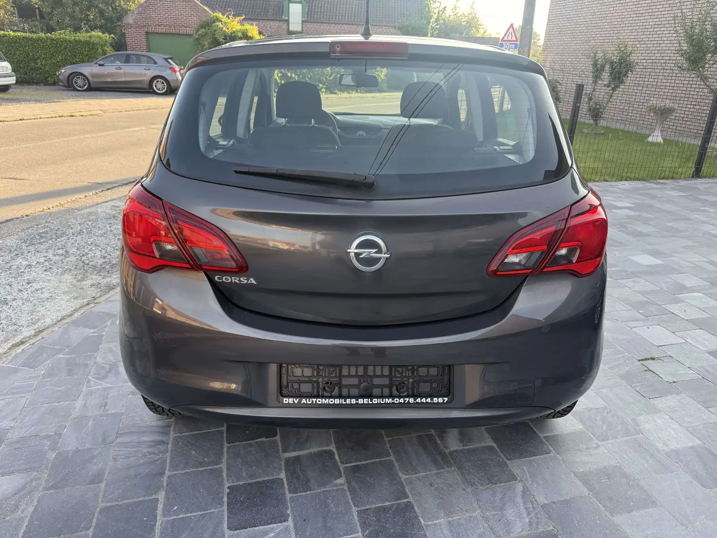 Opel Corsa 1.2i Enjoy*GARANTIE 12M*CARNET*CAR PASS* Gris - 2
