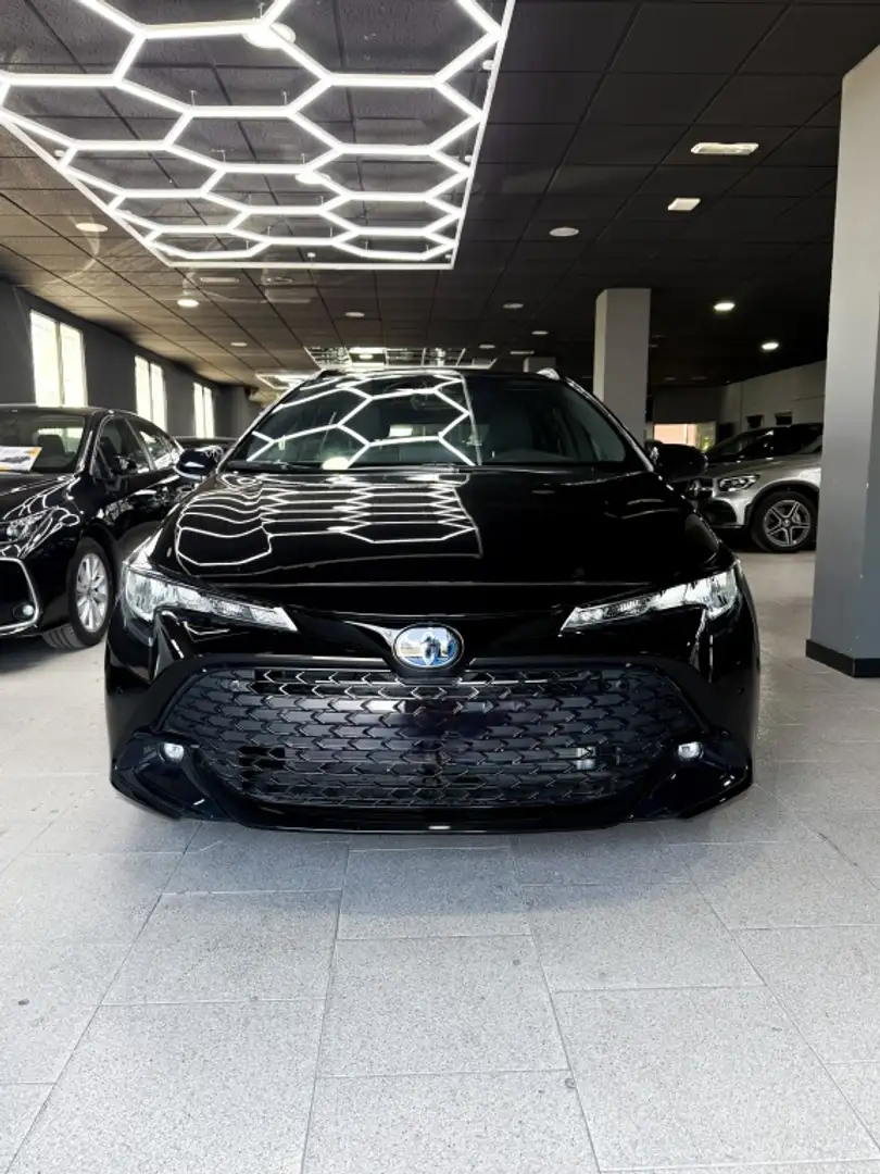 Toyota Corolla Touring Sports 140H Active Plus Negro - 1