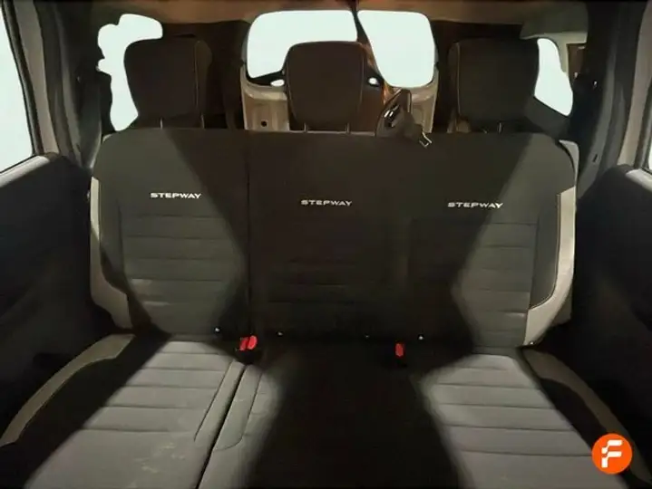 Dacia Lodgy 2022, foto 16