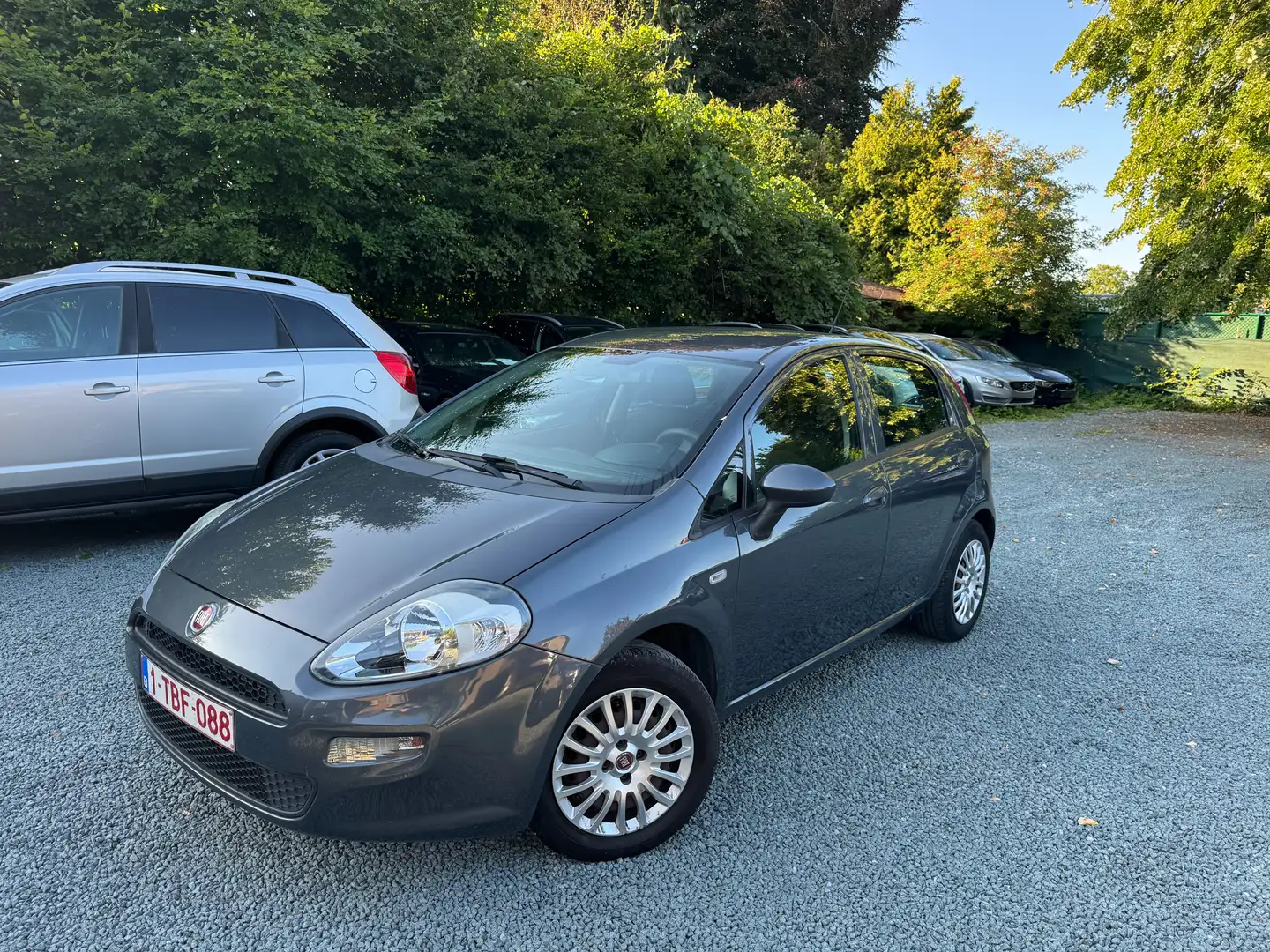 Fiat Punto Punto 1.2i Young Airco Grijs - 1