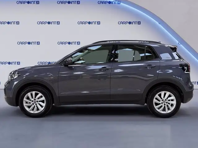 Volkswagen T-Cross view 3
