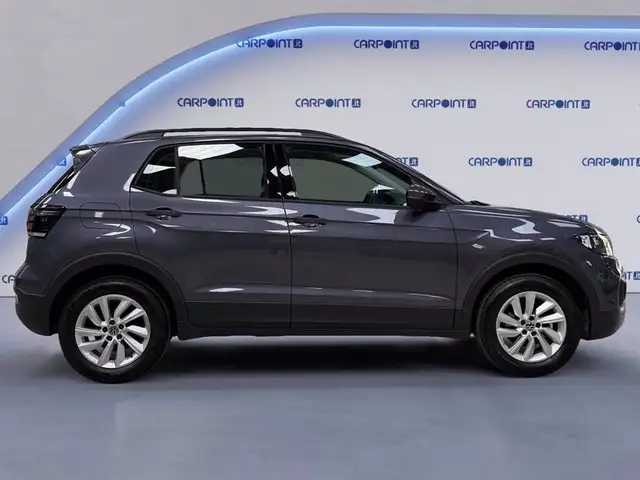 Volkswagen T-Cross view 7
