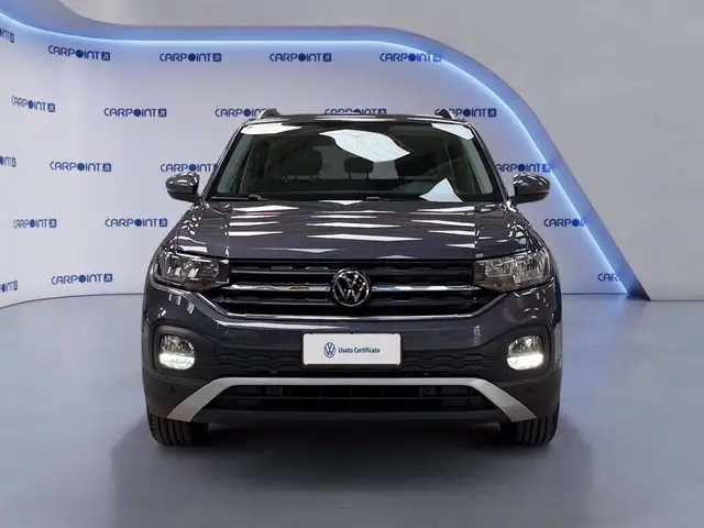 Volkswagen T-Cross view 9