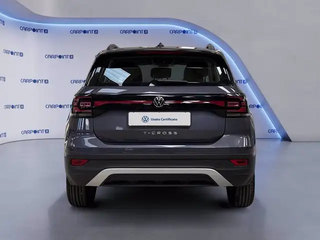 Volkswagen T-Cross view 5
