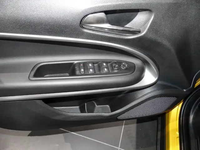 Jeep Avenger view 14