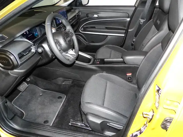 Jeep Avenger view 13
