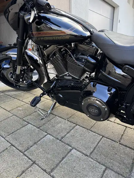 Harley-Davidson CVO Pro Street - foto 2