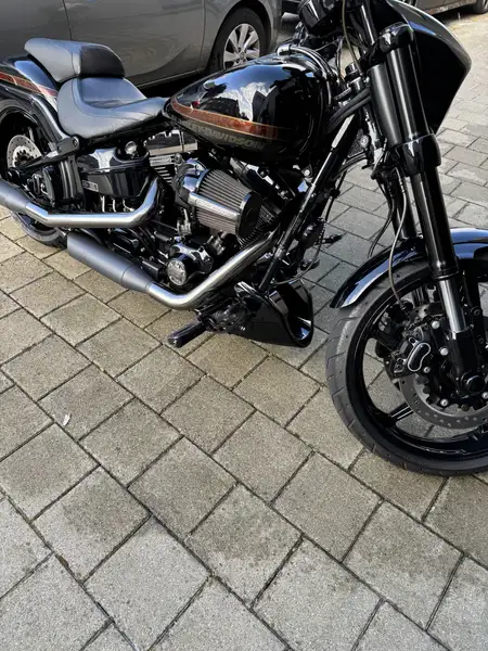 Harley-Davidson CVO Pro Street - foto 5