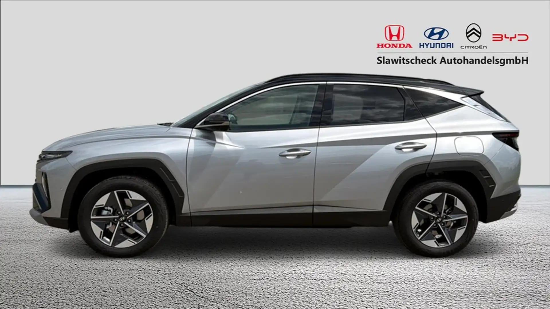 Hyundai TUCSON NX4 Comfort Line 1,6 T-GDi PHEV 4WD AT Matrix-LED, Smart Sen Schwarz - 2