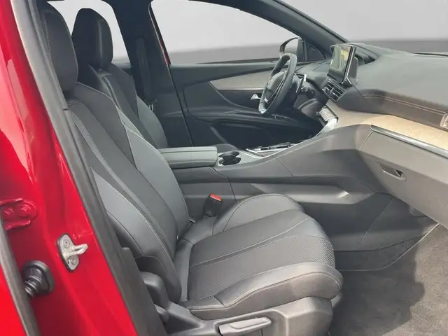 Peugeot 3008 view 9