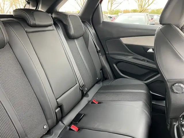 Peugeot 3008 view 14