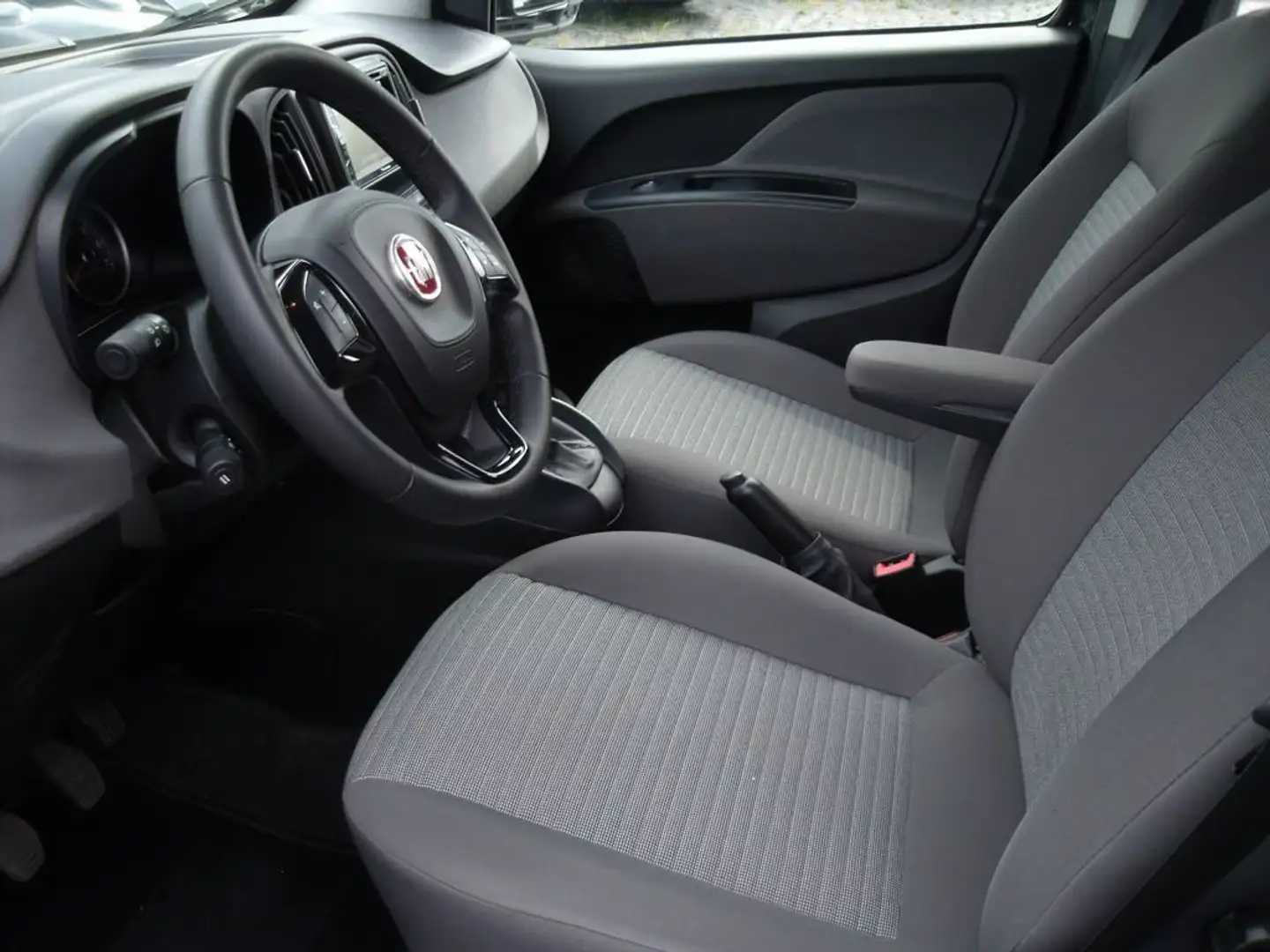 Fiat Doblo 1.4 T-Jet 16V Lounge Negru - 2