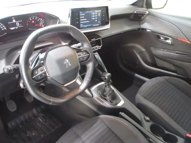 Peugeot 208 view 7