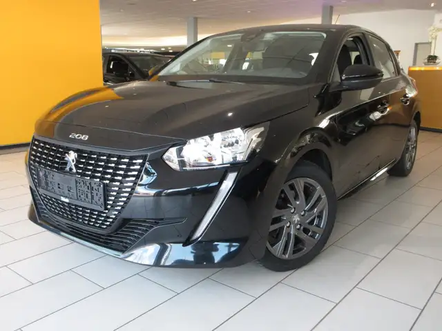 Peugeot 208 main image