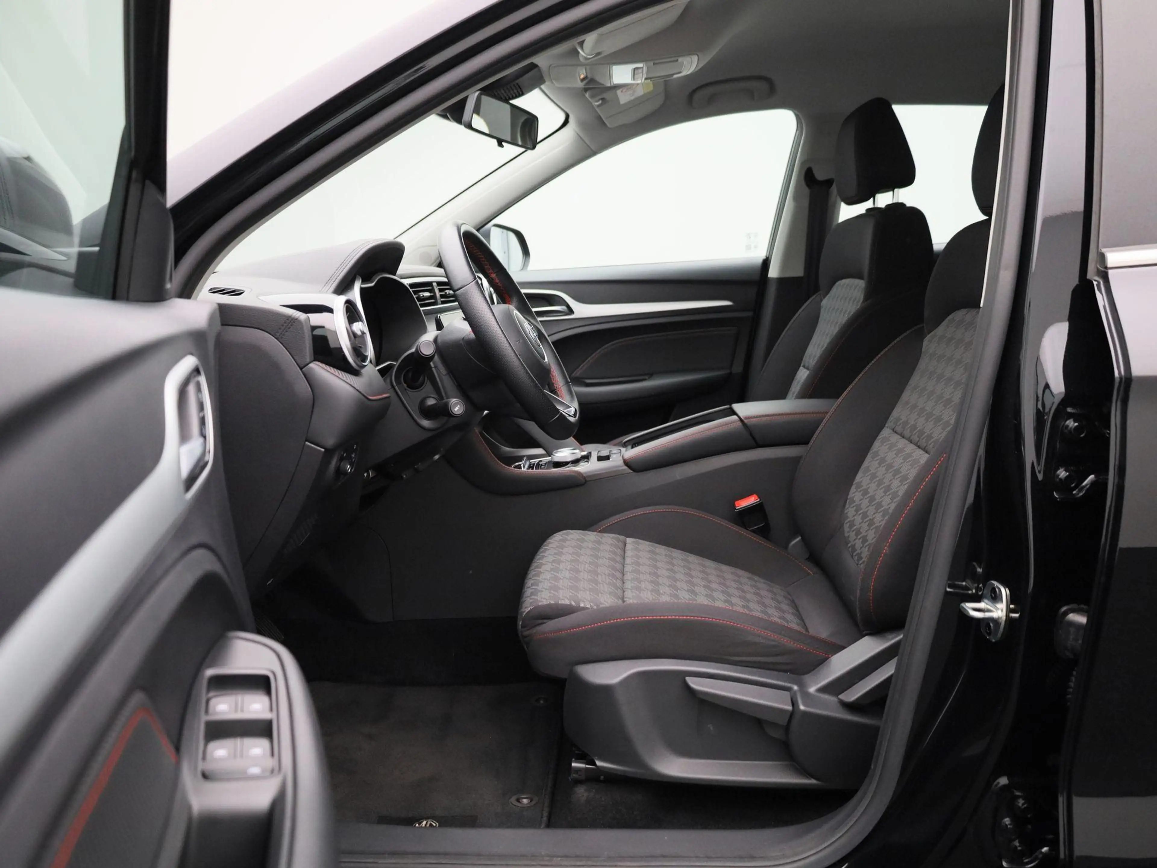 MG ZS EV Standard Range 50kWh Comfort | Navi | Camera | — photo 11