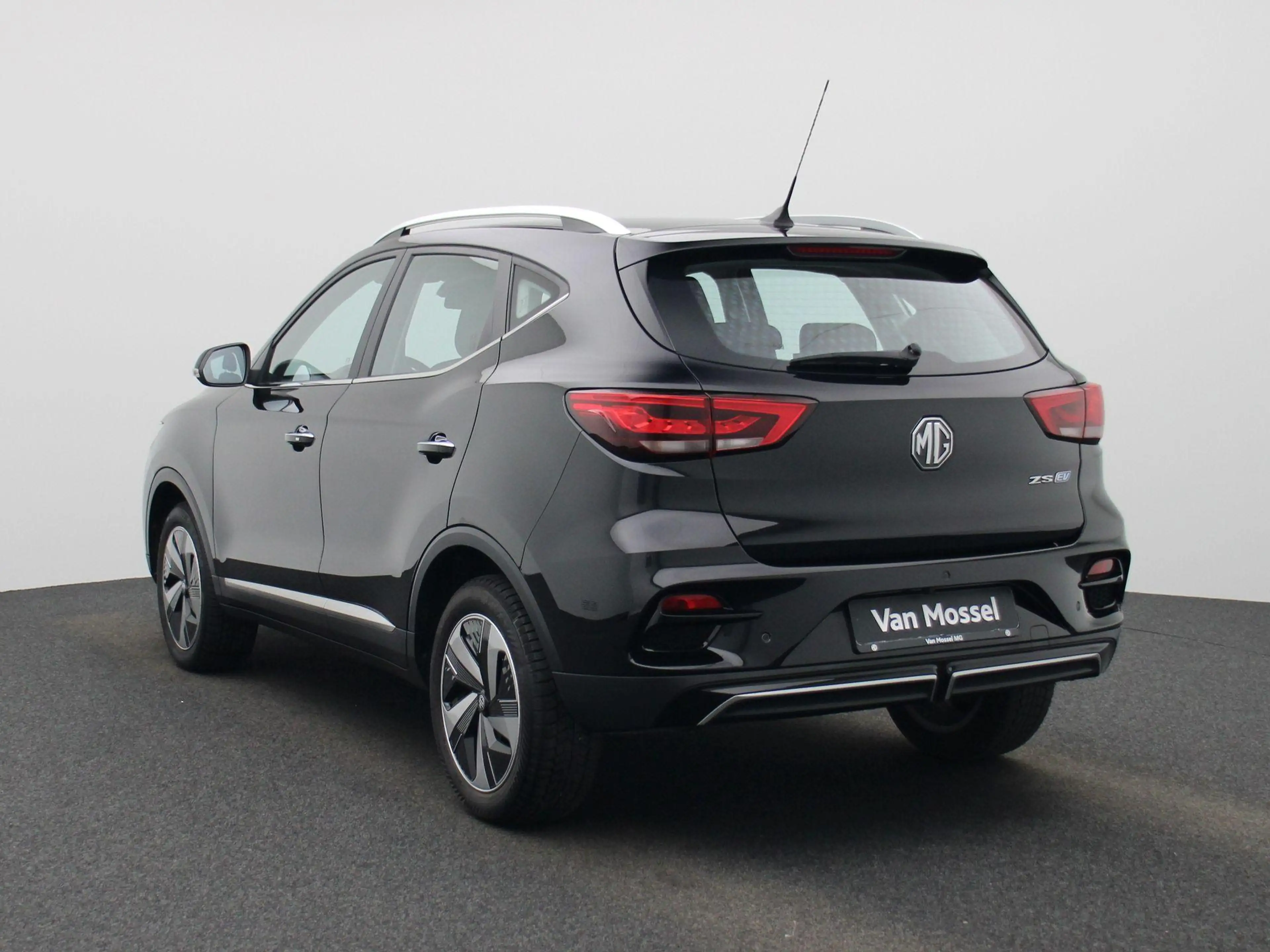 MG ZS EV Standard Range 50kWh Comfort | Navi | Camera | — photo 2