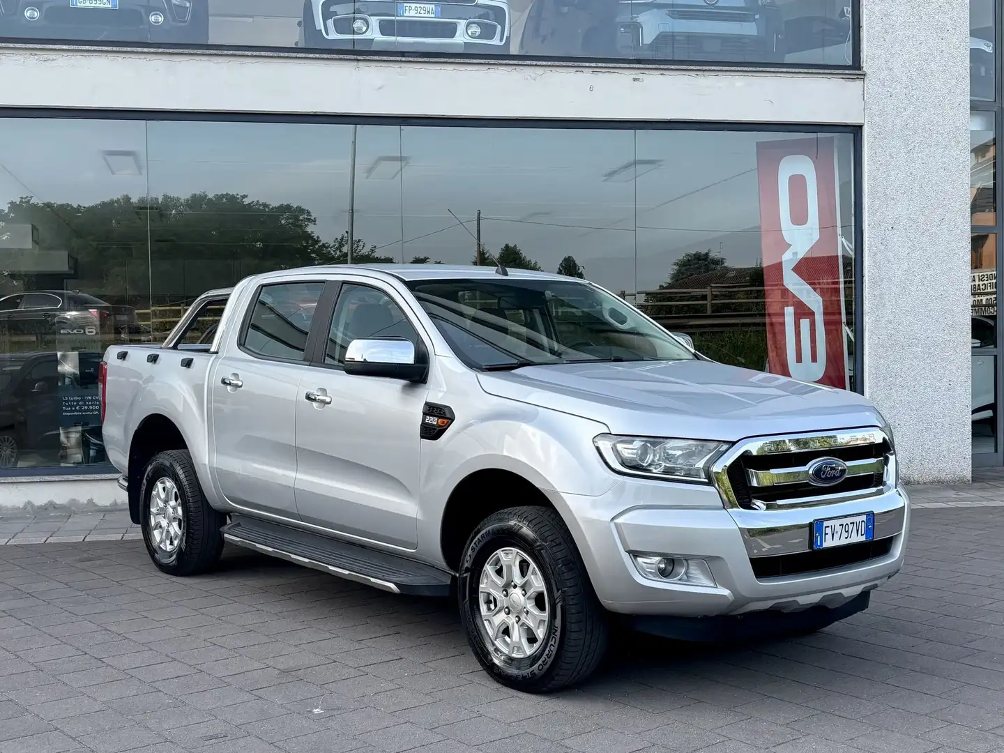 Ford Ranger 2.2 TDCi Doppia Cabina XLT 5pt. Argento - 1