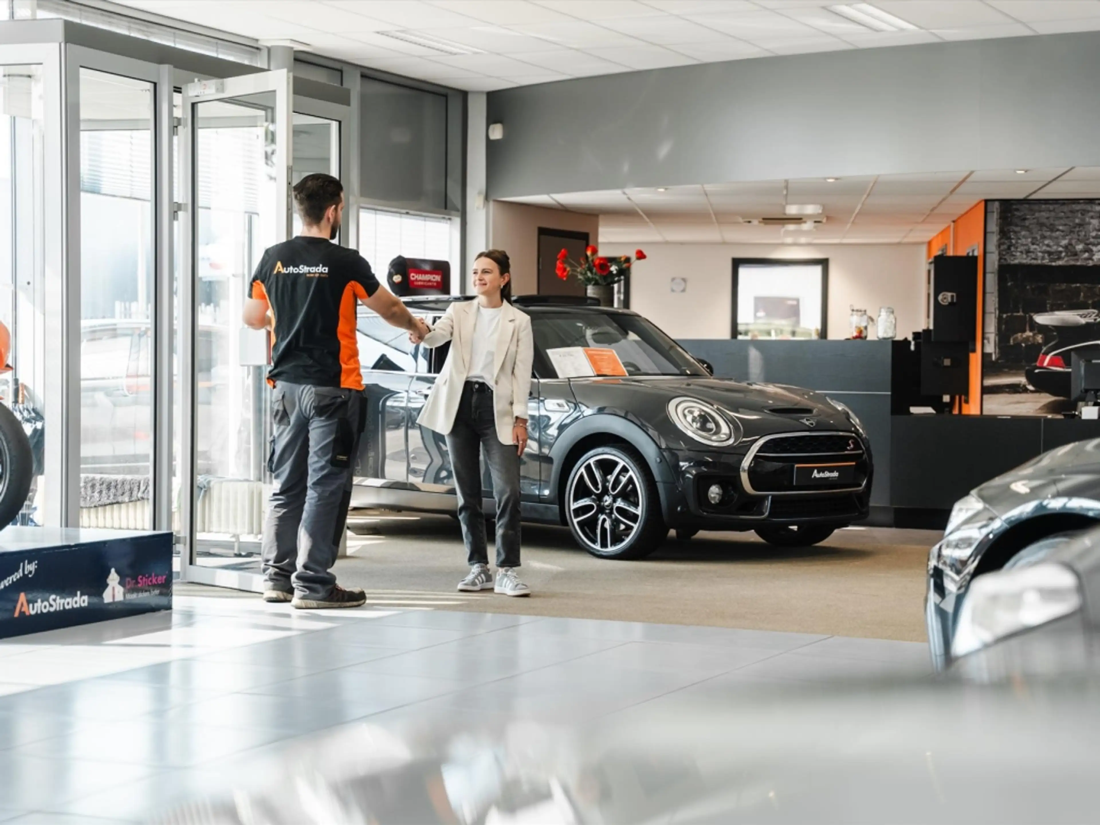 MINI One Mini 1.6 55KW — photo 24