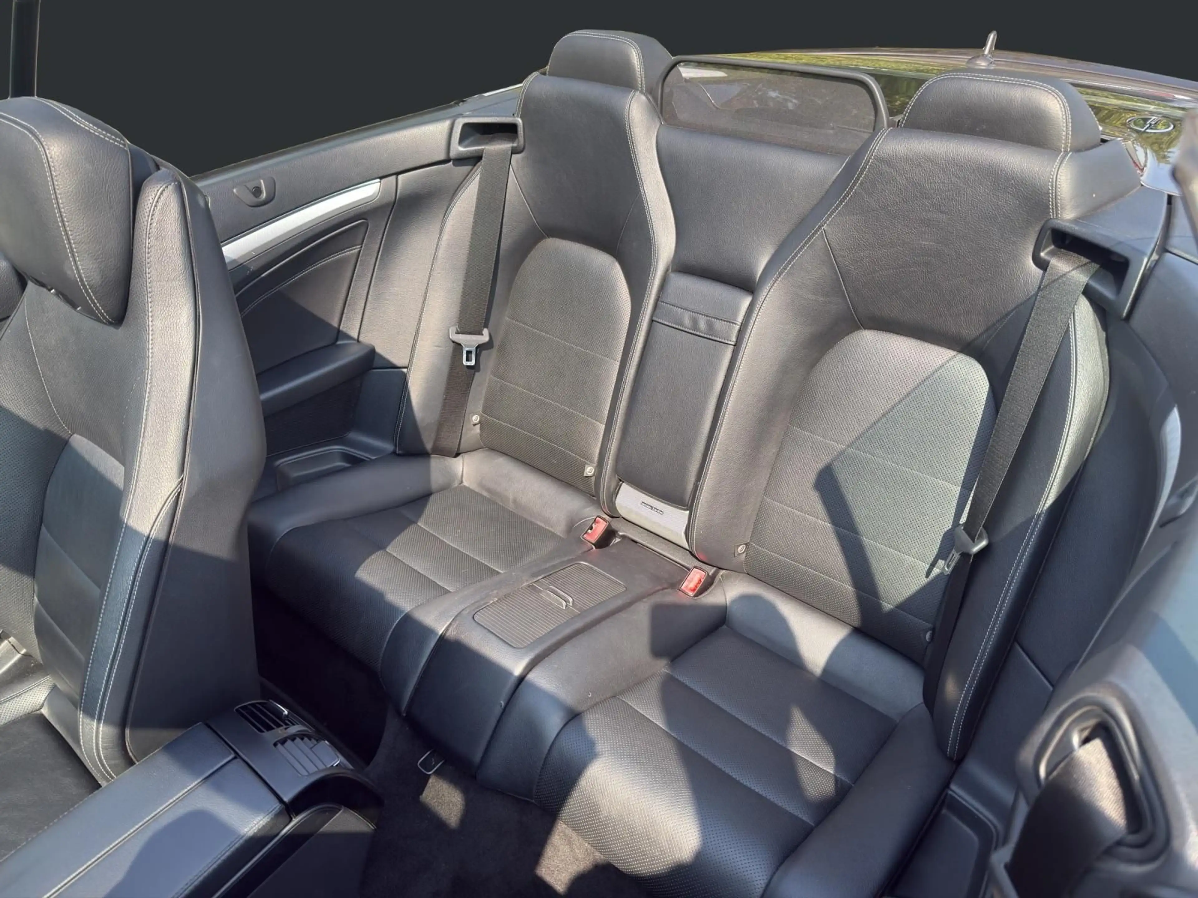 Mercedes-Benz E 350 3.0 CDI BlueTec*AMG*LED*Memory*Navi*Kamera — photo 11