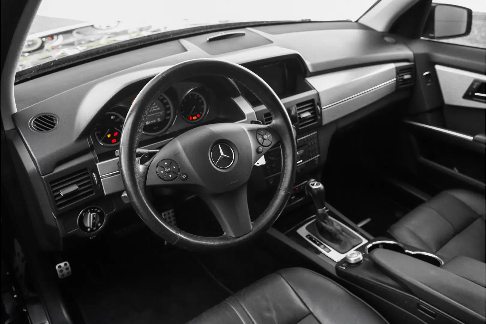 Mercedes-Benz GLK 350 4-Matic Motor Gerausch Tik in motor Engine problem Zwart - 2