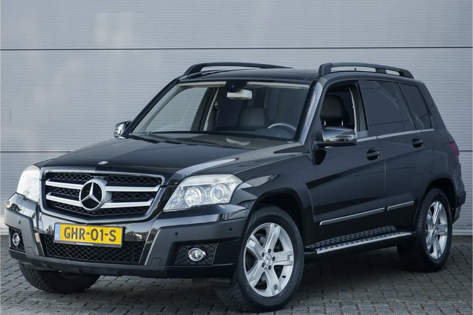 Mercedes-Benz GLK 350 4-Matic Motor Gerausch Tik in motor Engine problem Zwart - 1