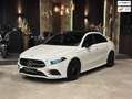 Mercedes-Benz A 200 200|AMG|PANO|SFEER|BOMVOL! Wit - thumbnail 1