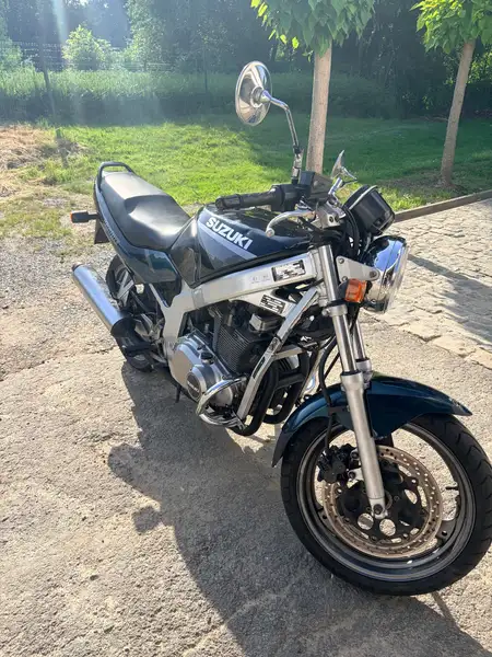 Suzuki GS 500