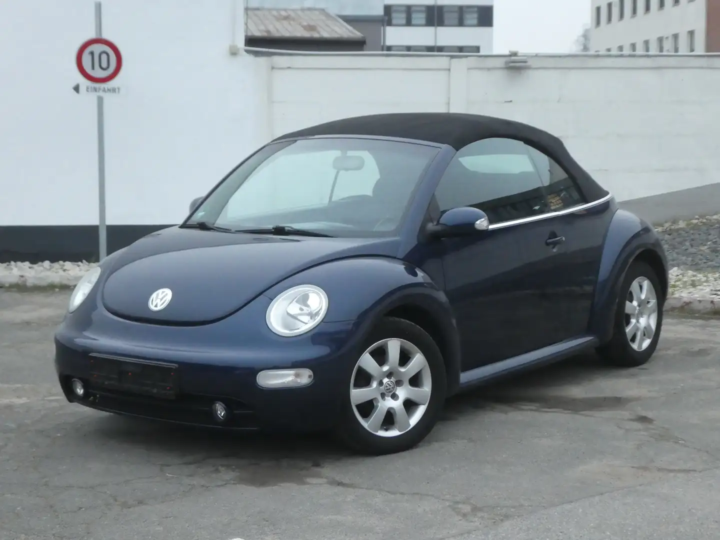 Volkswagen New Beetle 1.4 Blau - 1