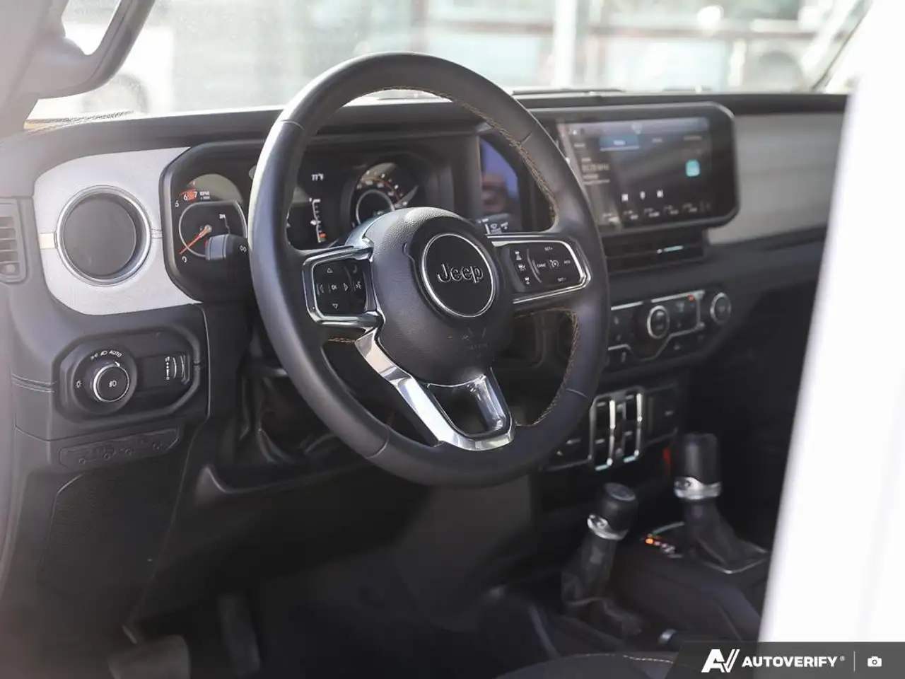 Jeep Wrangler photo Jeep Wrangler