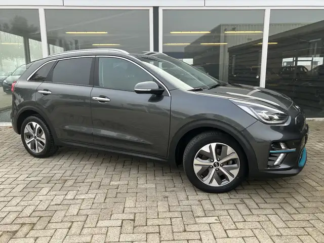 Kia e-Niro DynamicPlusLine 64 kWh 50% deal 9.975,- ACTIE Schu