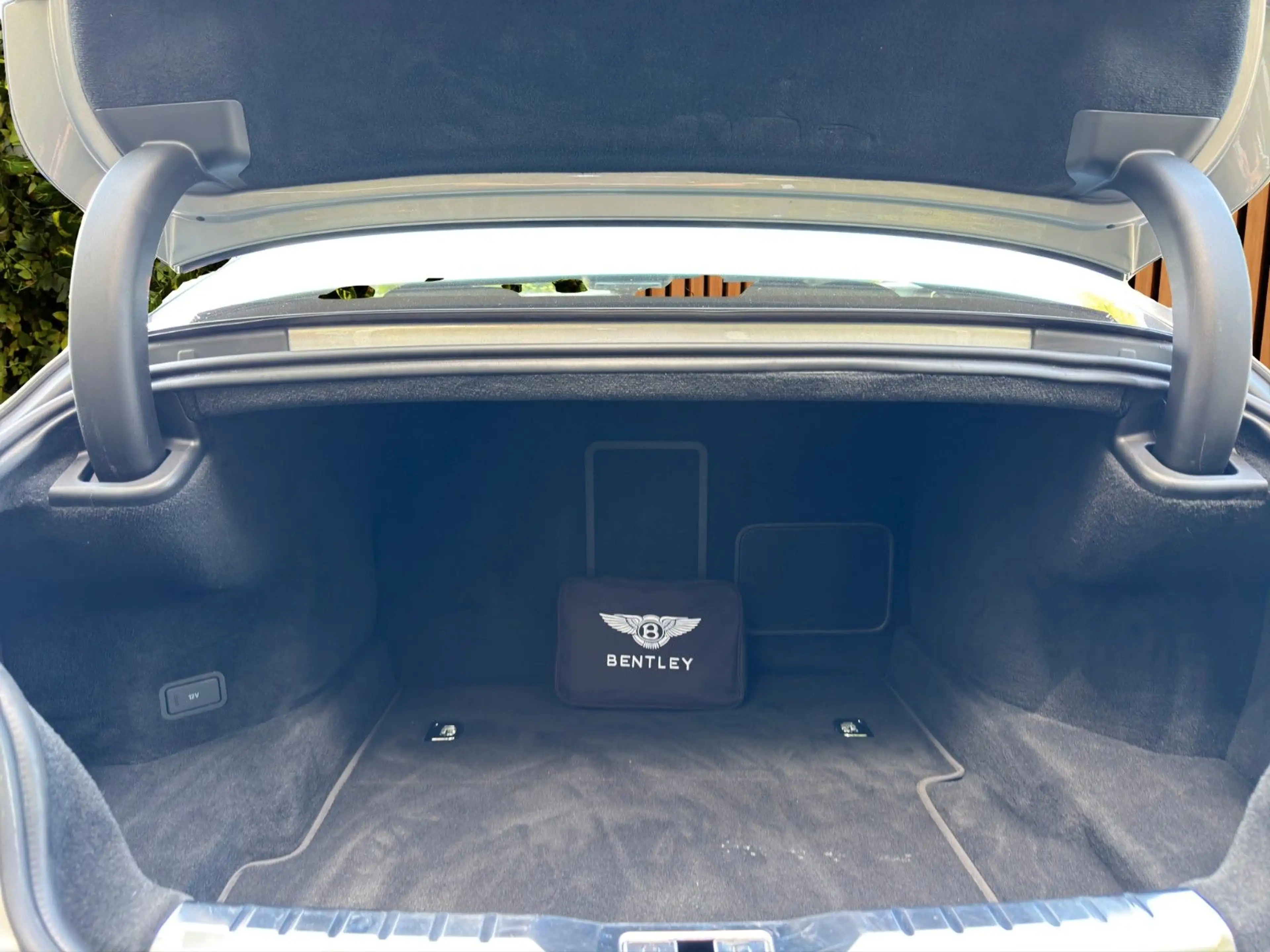 Bentley Continental GT 4.0*V8*Mulliner*Blackline*22"*HuD*ACC*Night Vis* — photo 14