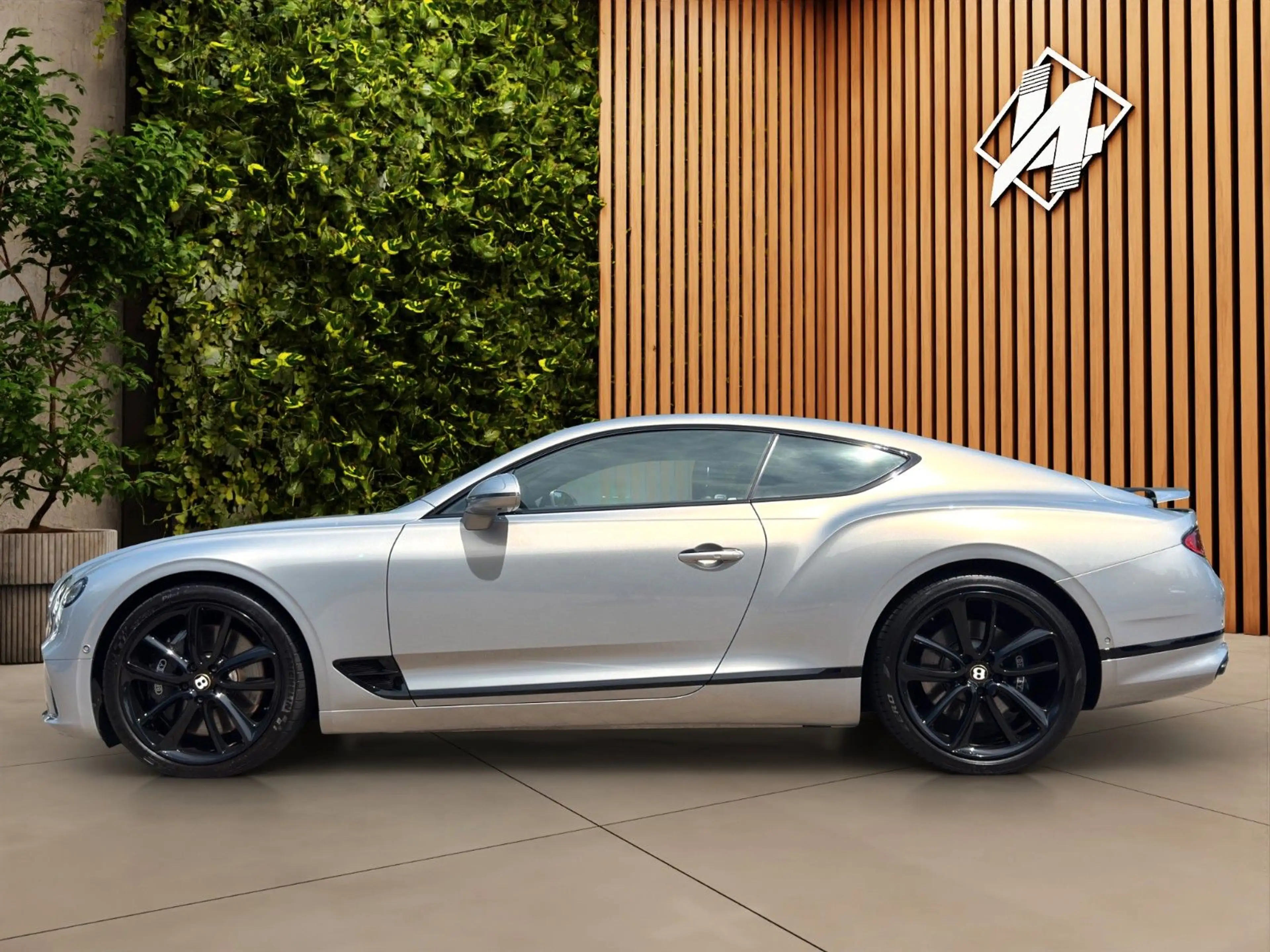 Bentley Continental GT 4.0*V8*Mulliner*Blackline*22"*HuD*ACC*Night Vis* — photo 7