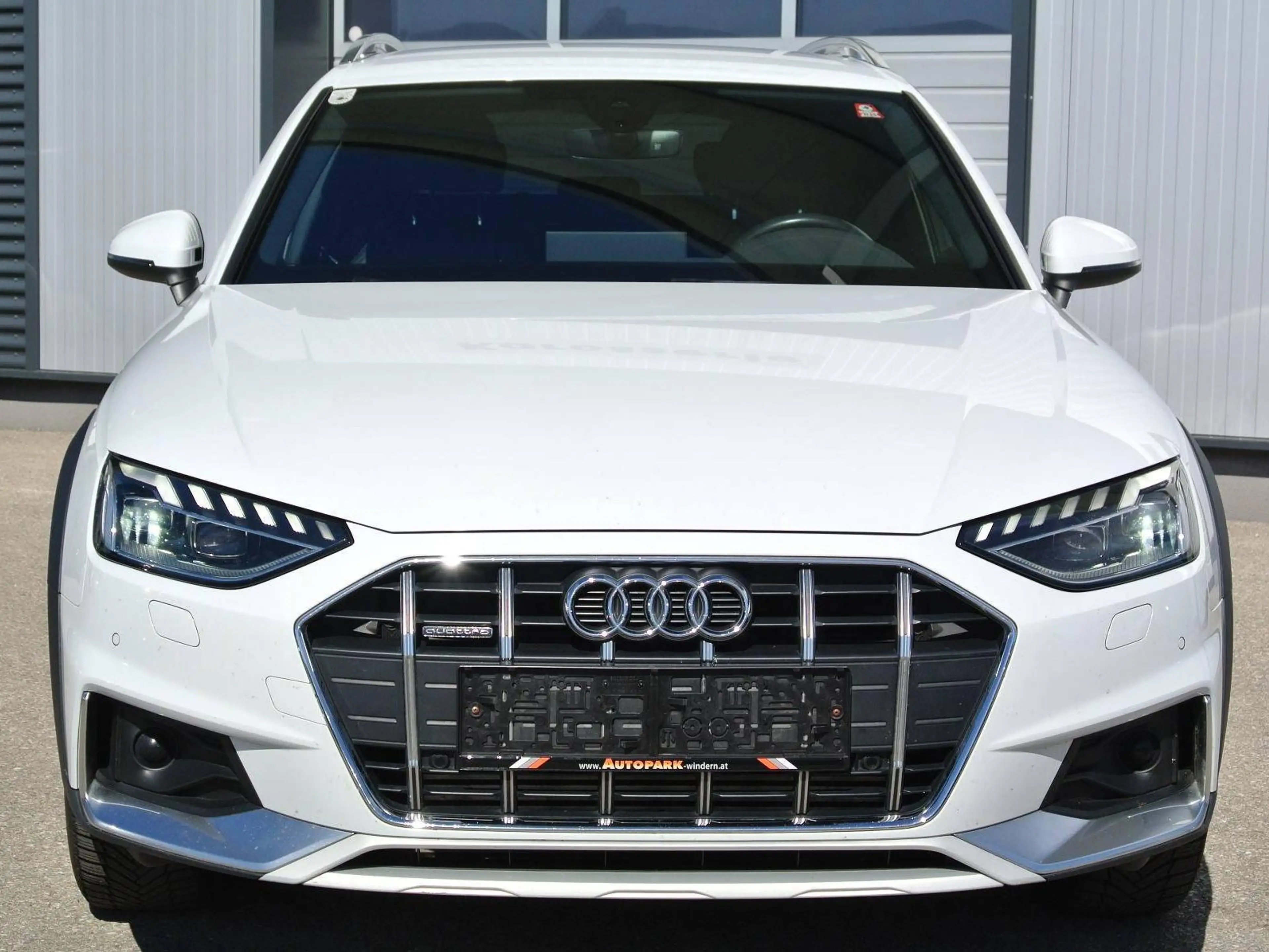 Audi A4 allroad 45 TFSI quattro S-tronic * Matrix-LED * virt. CP * LEDER * 4x SHZ * MASSAGE — photo 3