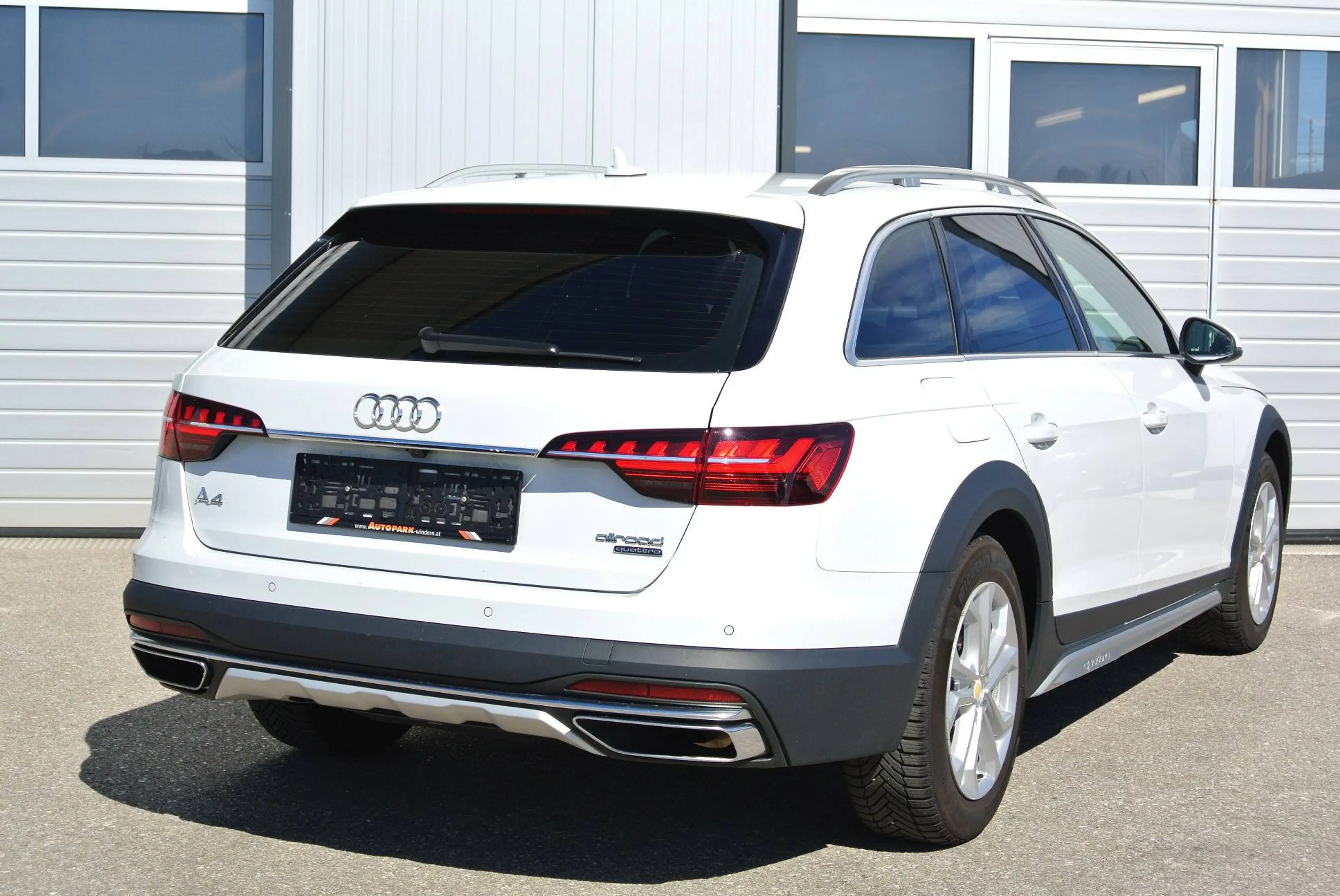 Audi A4 allroad 45 TFSI quattro S-tronic * Matrix-LED * virt. CP * LEDER * 4x SHZ * MASSAGE — photo 6