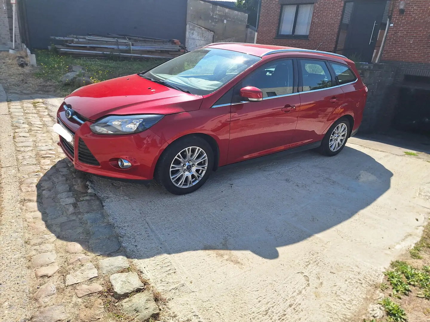 Ford Focus Turnier 1.0 EcoBoost Start-Stopp-System SYNC Editi - 1