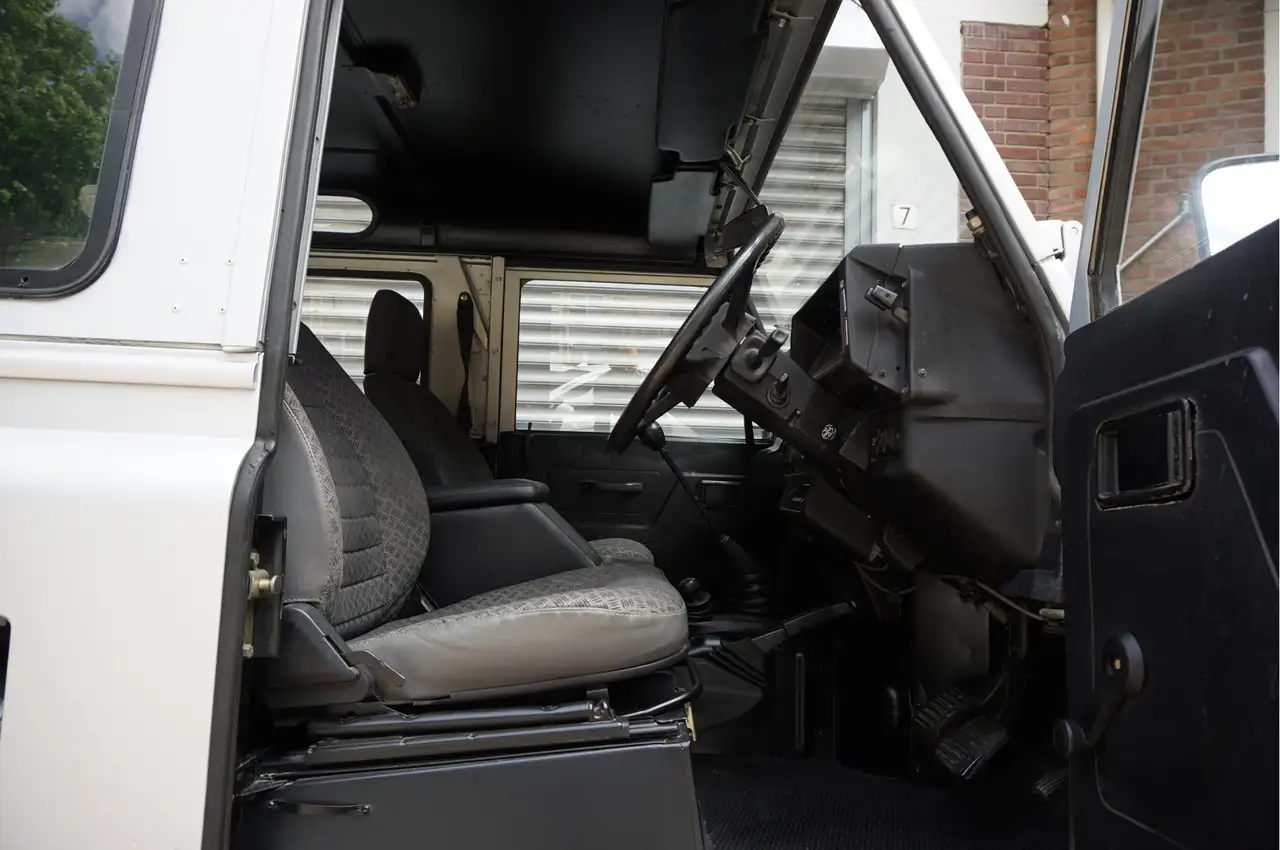 Land Rover Defender 90 Stationwagon 2.3 AWD | 5 Personen | Benzine | N, foto 11