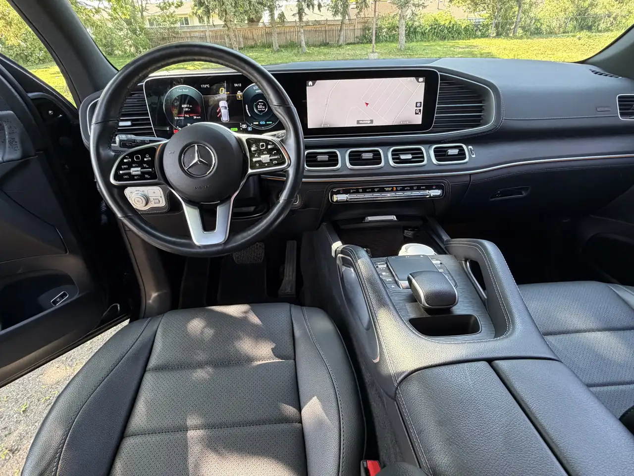 Mercedes-Benz GLE снимка Mercedes-Benz GLE